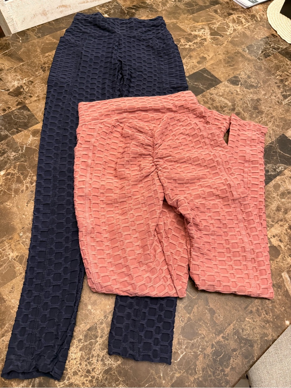 white birch Navy and Dusty Rose Textured Ruched Leggings Set